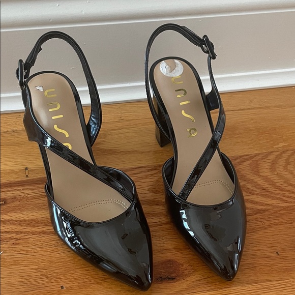 Unisa Black Patent Slingback Heels - Picture 5 of 5